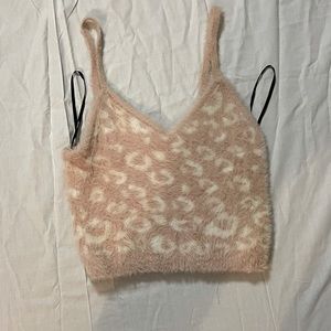 Womens large pink and white cheetah print tank top.